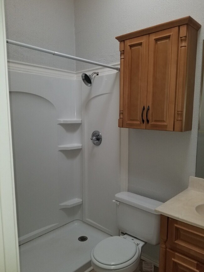 Foto del edificio - 2 bedroom 2 bathroom Duplex