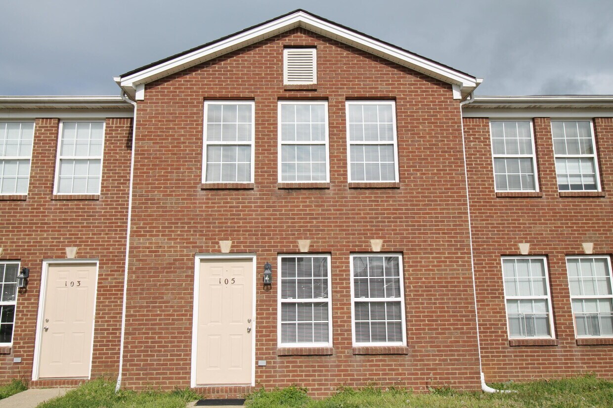 105 Coburn Dr, Nicholasville, KY 40356 Townhome Rentals in