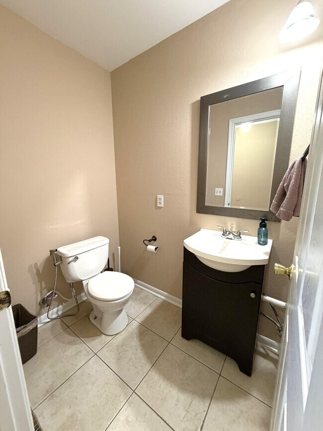 Foto del edificio - 514 Teal Ln