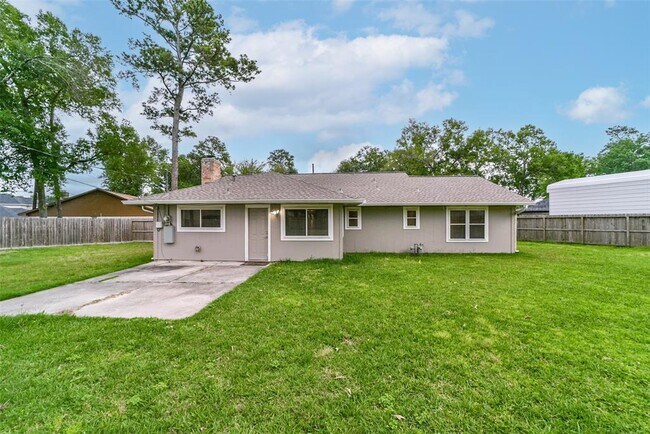 Building Photo - 24615 Shellbrook Dr