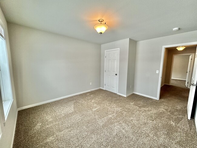 Building Photo - 2240 James Kelley Ln