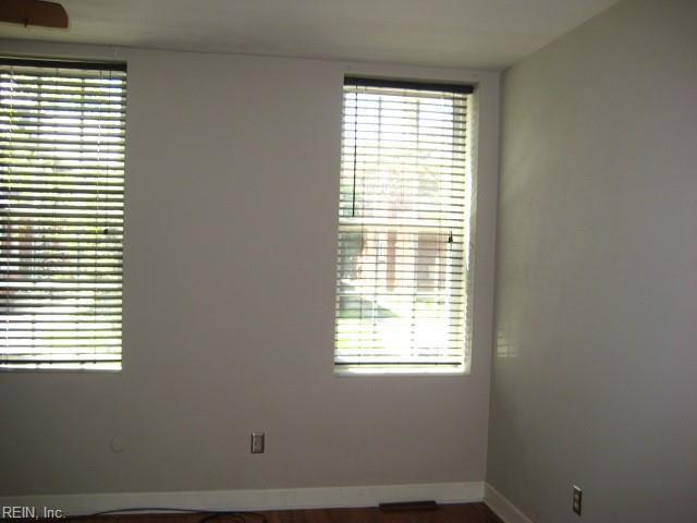 Building Photo - 610 W Princess Anne Rd