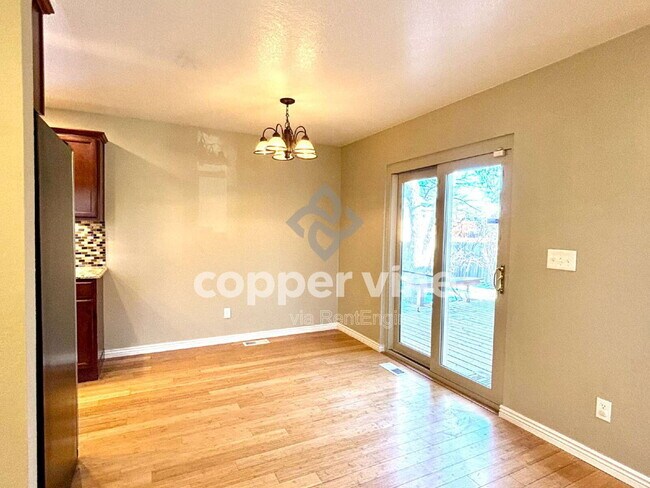 Building Photo - 13145 Hazel Ct