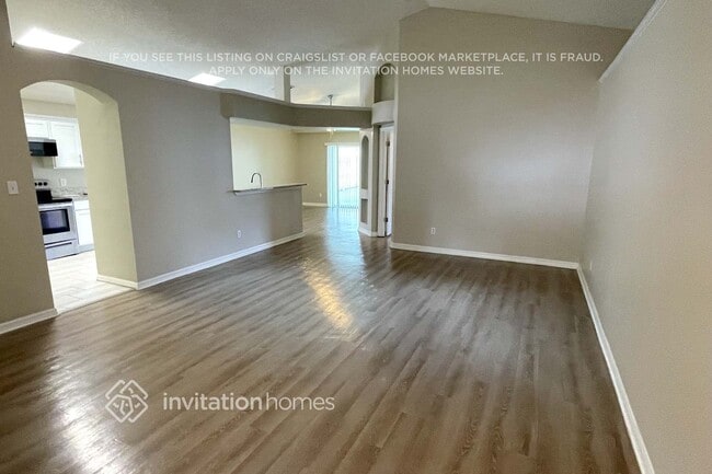 Building Photo - 88 Pine Forest Pl