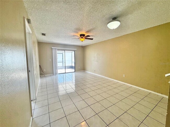 Foto del edificio - 2143 St Marteen Ct
