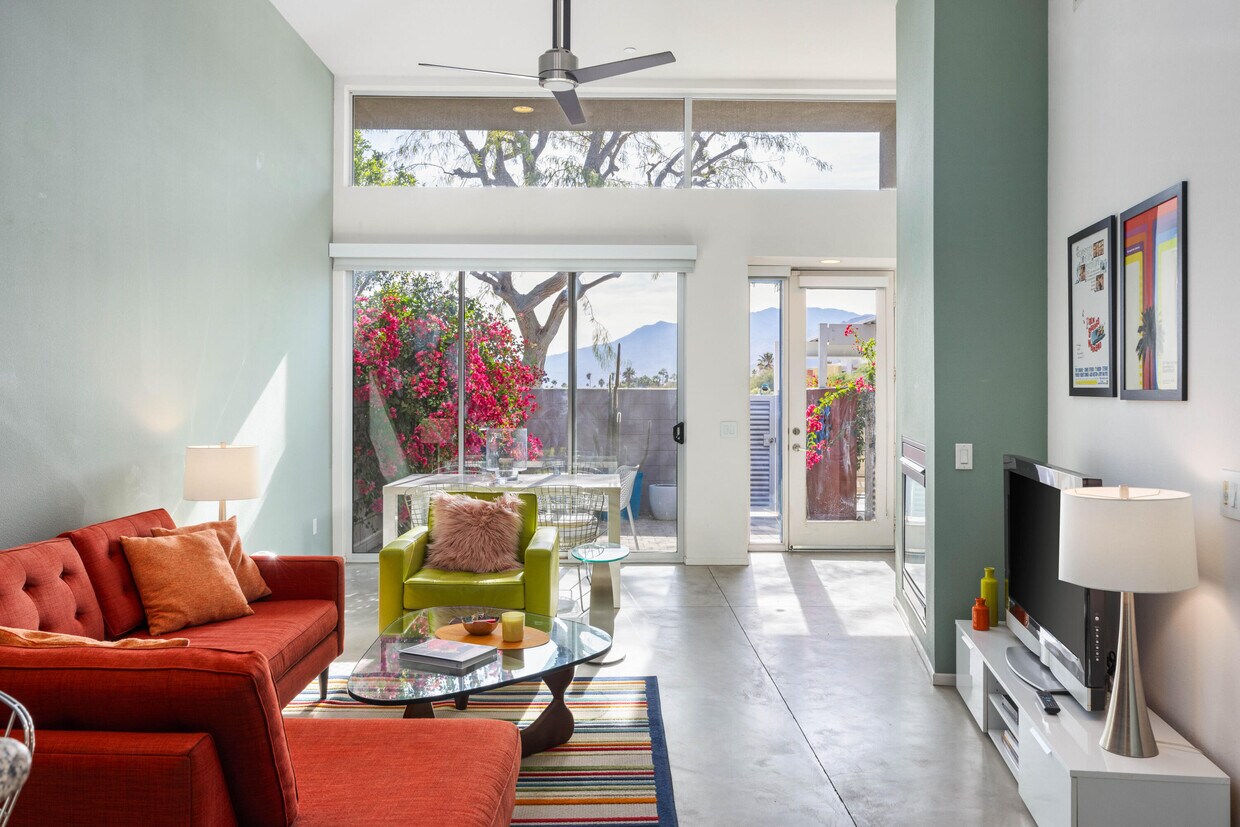 Foto principal - 3548 Foothill Ave