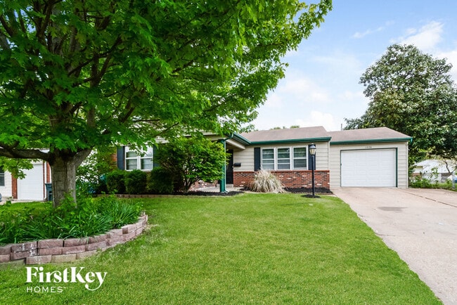 Building Photo - 1370 Bluefield Dr