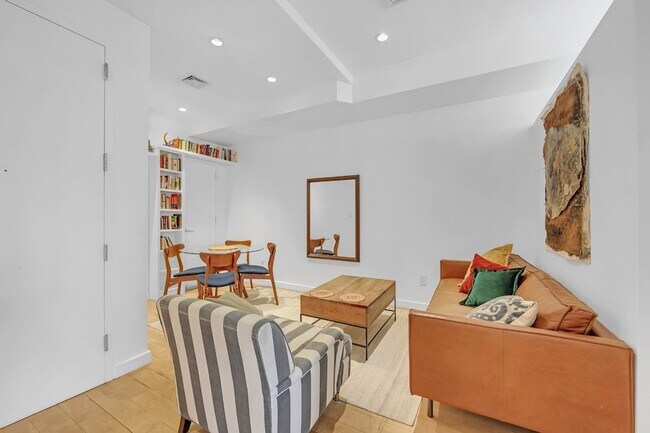 Foto del edificio - 140 Scholes St