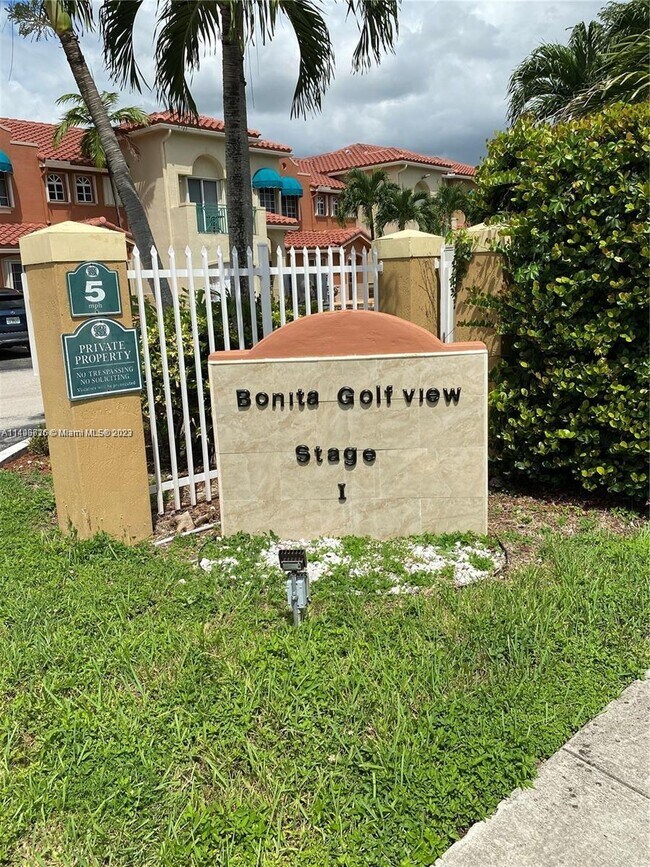 Foto del edificio - 6960 NW 174th Terrace