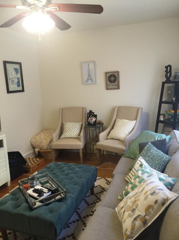 Foto del edificio - 3431 N Marshfield Ave