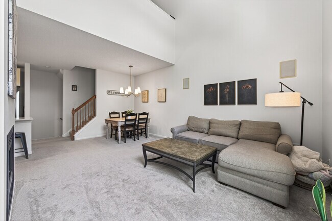 Foto del edificio - 631 Woodduck Dr