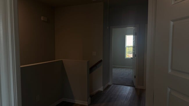 Building Photo - 3329 Eastland St