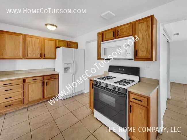 Foto del edificio - 3332 E 28th St