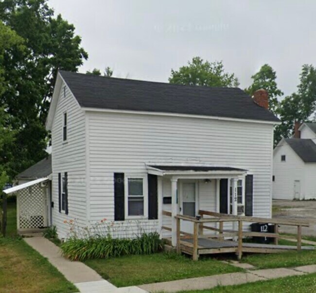 Building Photo - 112 E Young St