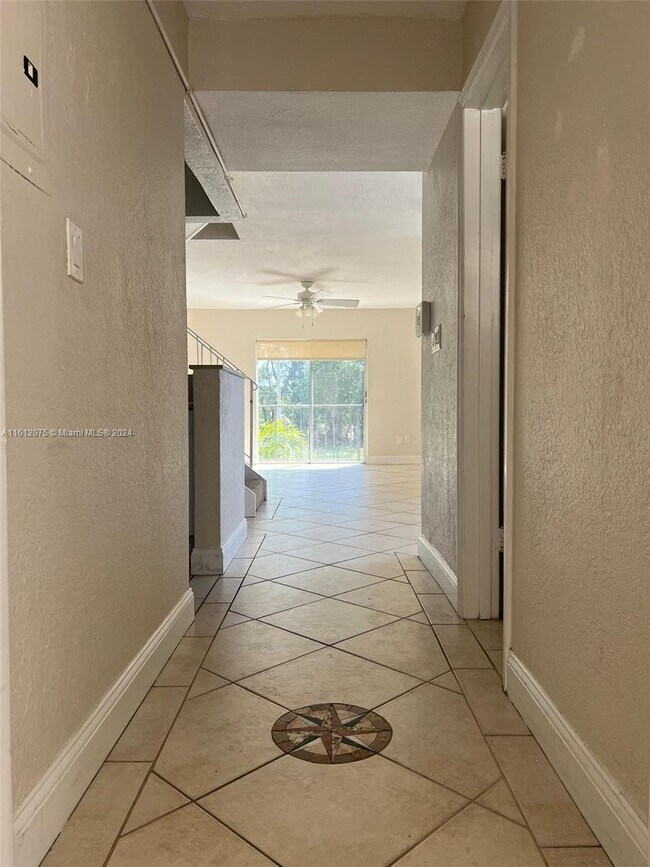 Building Photo - 8600 SW 67th Ave