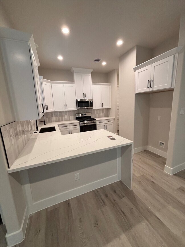 Foto del edificio - 108 E 44th St