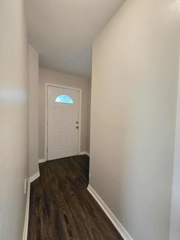 Foto del edificio - 5527 Yale St