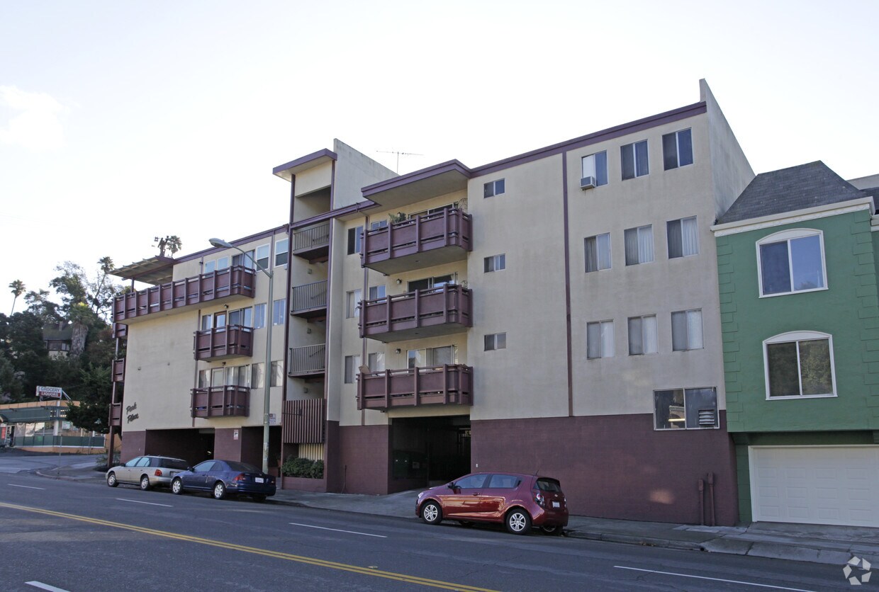 Building Photo - park place apartments