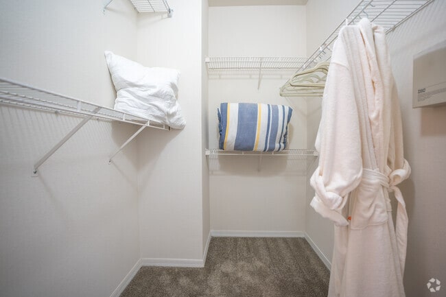 2.5BA, 2BR, 1,328SF - The Villas at Westchase