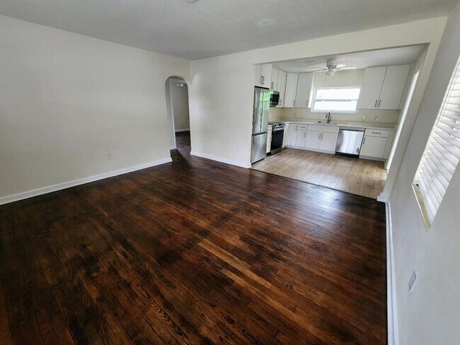 Foto del edificio - 1356 Druid Rd