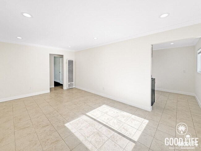 Foto del edificio - Fond Du Lac Ave