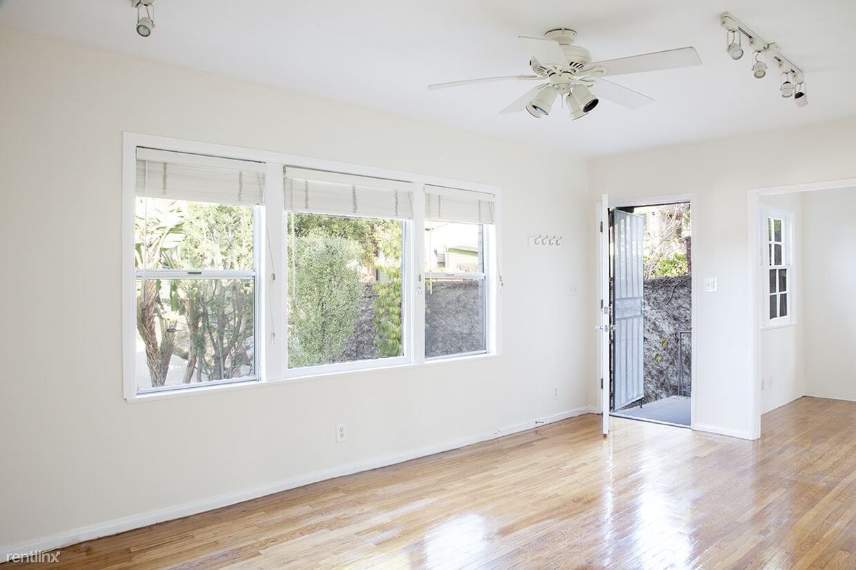 Primary Photo - 2 br, 1 bath House - 937 W Kensington Rd
