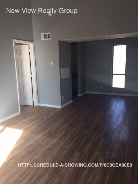 Building Photo - 5612 Farm Pond Ln