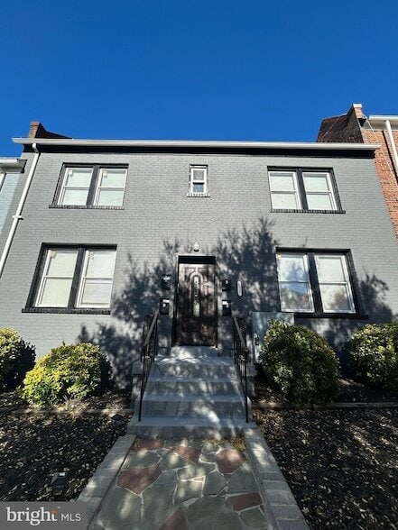 Photo - 1230 Penn St NE Apartment