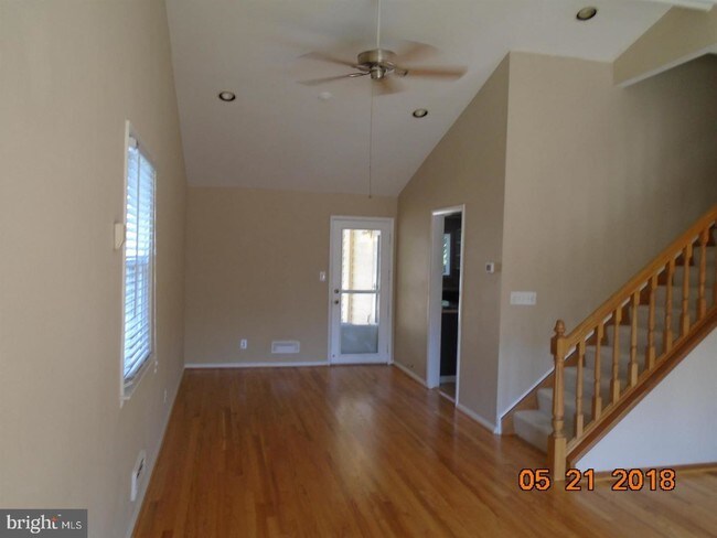 Building Photo - 436 Madingley Rd