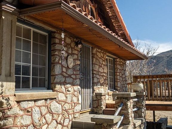 Building Photo - Frazier Park the best home