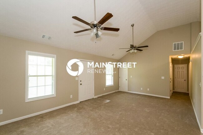 Building Photo - 3 Bedroom Pet-Friendly Home in Covington, ...
