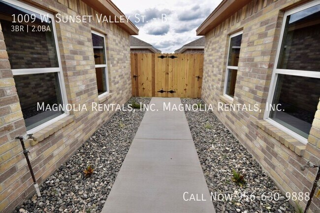 Foto del edificio - 1009 W Sunset Valley St