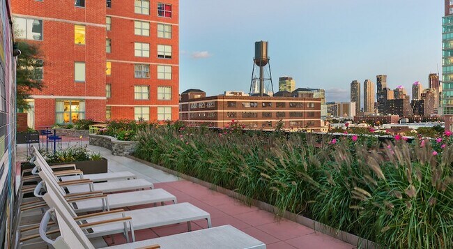 Foto del edificio - 305 Coles St