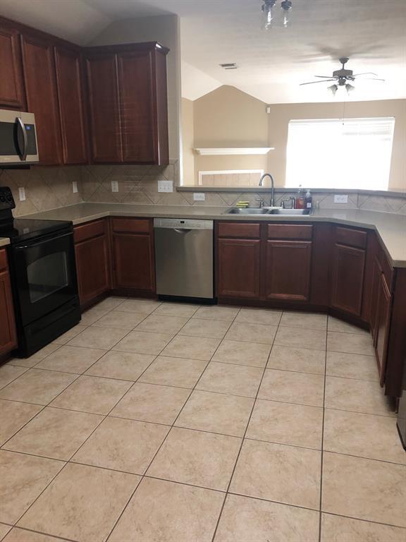 Foto del edificio - 4202 Leisure Ln