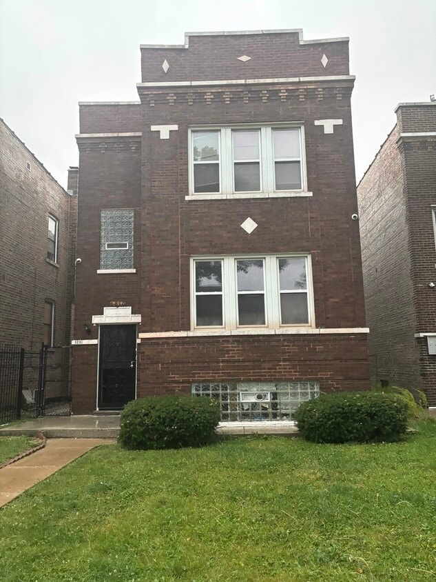Foto principal - 1810 N Long Ave