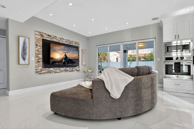 Foto del edificio - 5161 SW 159th Ct