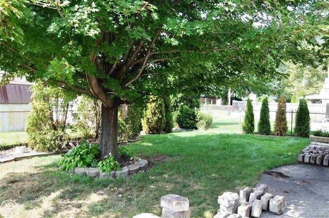 Foto del edificio - 33835 King Richard Dr