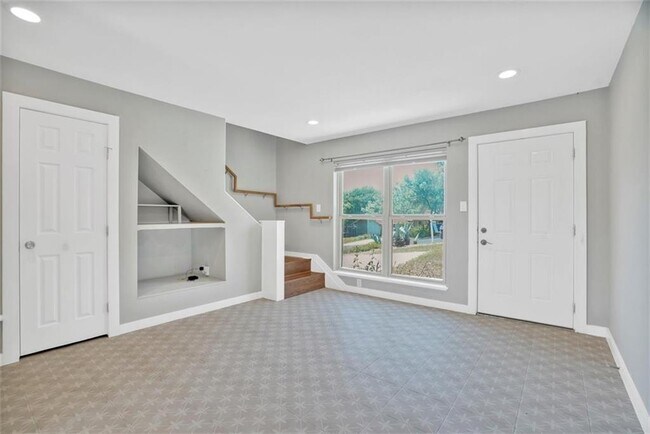 Foto del edificio - 2000 Lightsey Rd