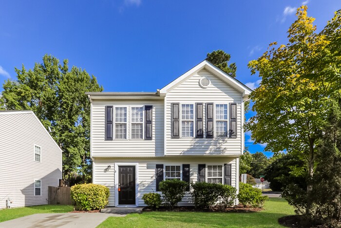 Foto principal - 2 Tarrywood Ct