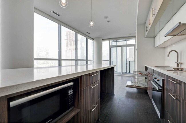 Photo du bâtiment - 8 Mercer St