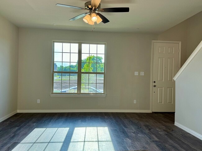 Photo - 3453 Solana Cir Townhome