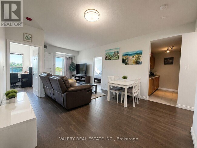 Photo du bâtiment - 778 Sheppard Ave W