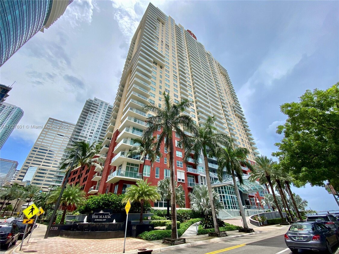 Primary Photo - 1155 Brickell Bay Dr