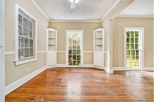 Building Photo - 2 bdrm, 2 bath home near Emory & CDC