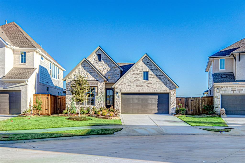 Foto principal - 26319 Camden Cyn Ave