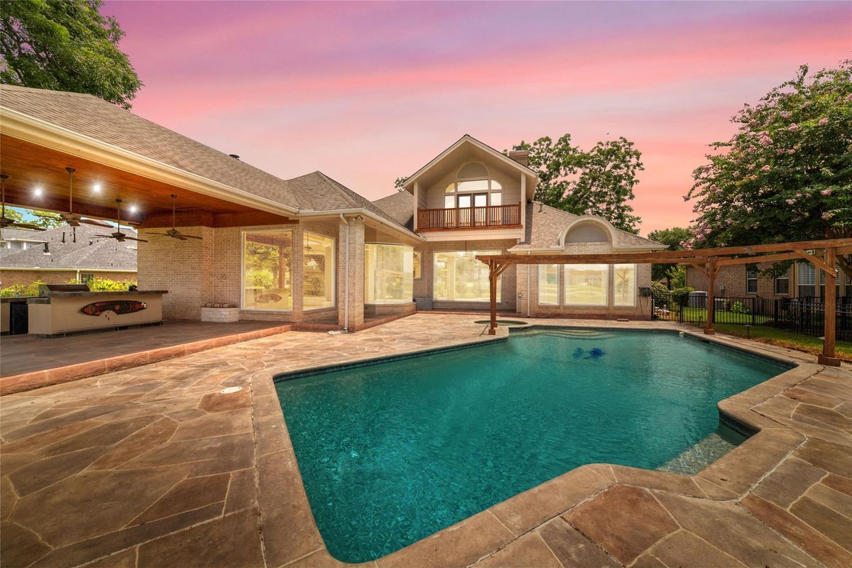 Foto del edificio - 32610 Whitburn Trail