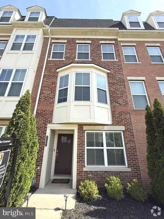 Building Photo - 7127 Judicial Mews