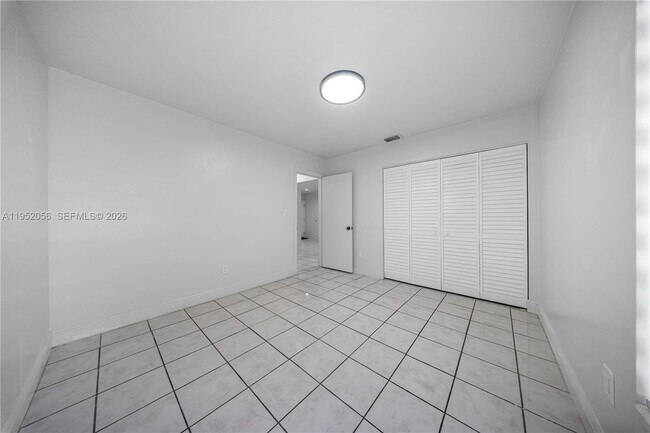 Foto del edificio - 5428 SW 131st Ct