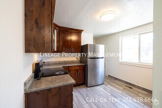 Building Photo - 1223 Emery St W