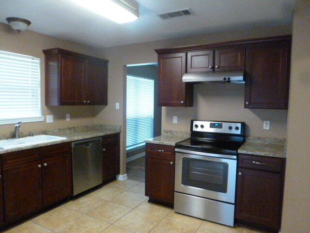 Building Photo - 3741 Cruise Dr